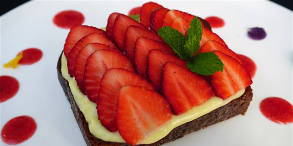 Karamel Cream Cheese-Strawberry Brioche