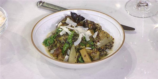 찐 것 Chicken with Quinoa, Shiitake Mushrooms and Greens