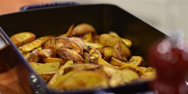 3- 성분 Crispy Oven-Roasted Potatoes