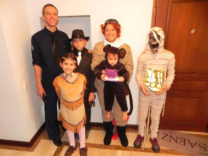 Semua ages: Elena Ynostroza Saenz writes that one child wanted a scary costume so he went as a mummy as part of the “Night at the Museum 2” theme. “This was SO much fun to put together!” she writes.
