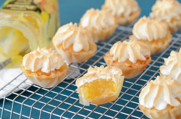 미니 lemon meringue pies