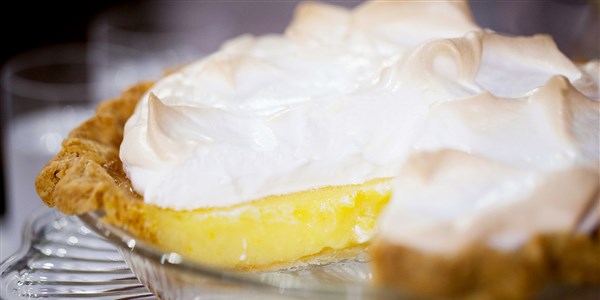 Infallibile Extra Lemony Meringue Pie