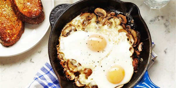 Al forno Eggs with Mushrooms