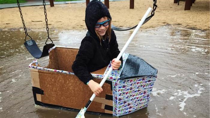 Bermain hard! Get messy! Author and blogger Mike Adamick's daughter explores the world in a boat of her own creation.