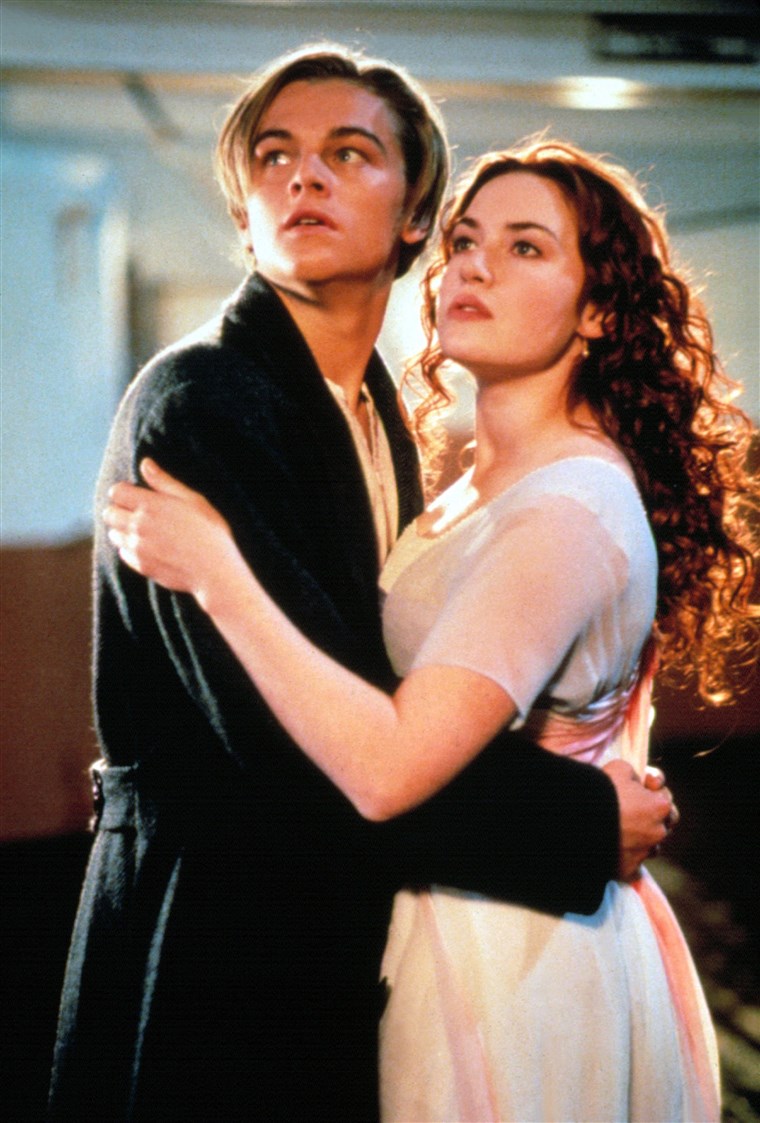 タイタニック、 Kate Winslet and Leonardo DiCaprio, 1997. TM and Copyright (c) 20th Century Fox Film Corp.