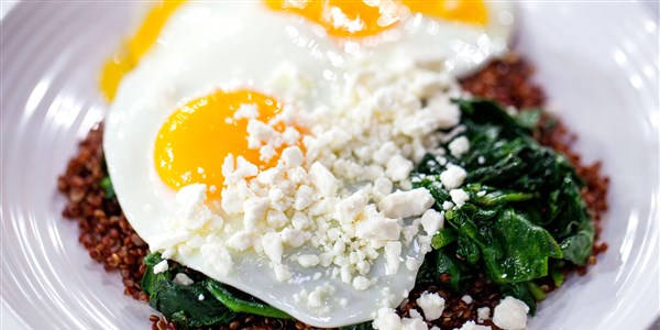 Telur, Spinach, Quinoa and Feta Power Breakfast
