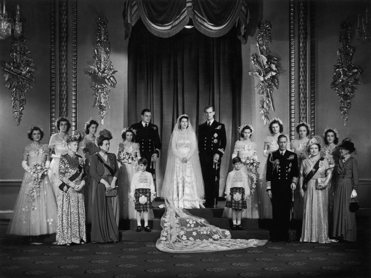 王女 Elizabeth, future queen of England, at her wedding to Philip Mountbatten