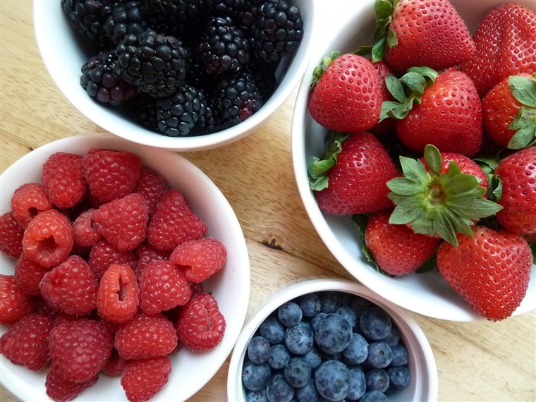 Segar berries: strawberries, blueberries, raspberries and blackberries