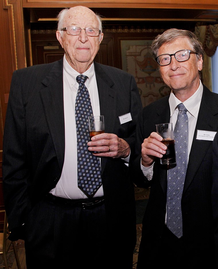 계산서 Gates Sr. and Bill Gates