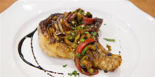 Polisi Flay's Grilled Balsamic Pork Chops with Peppers