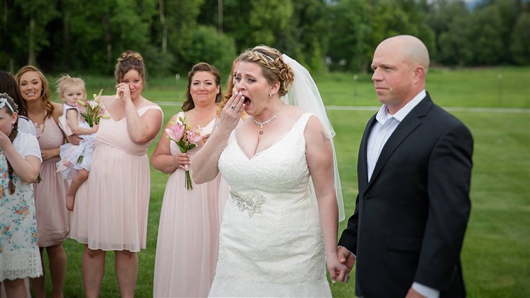 베키 Turney reacts to hearing the young man who received her late son's heart is at her wedding.