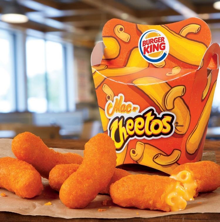 버거 King's new Mac-n-Cheetos