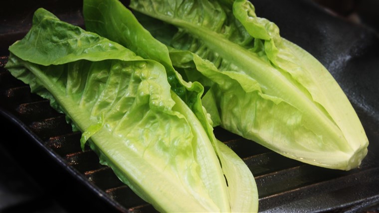 Dipanggang lettuce