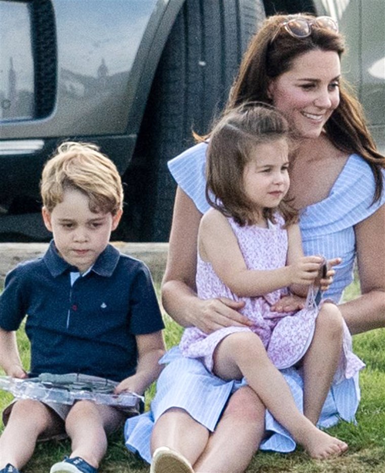 Bekas Kate Middleton with kids
