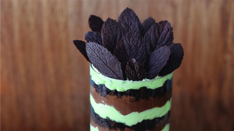 민트 Chocolate Trifle, recipe by Seton Rossini