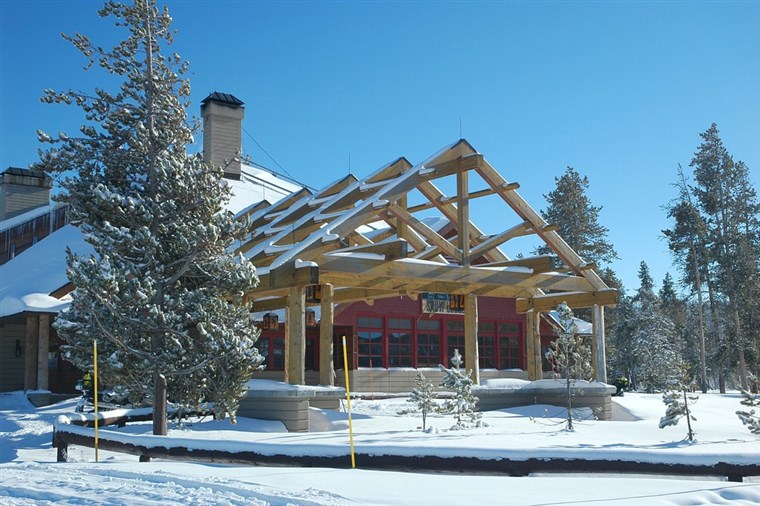 옐로 스톤 Snow Lodge