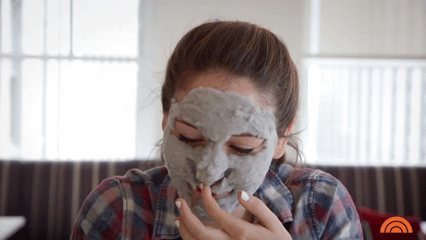 Rebekah Lowin tries the Elizavecca Milky Piggy Carbonated Clay Bubble Mask.