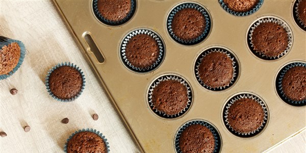 Kegembiraan Bauer's Chocolaty Brownie Bites