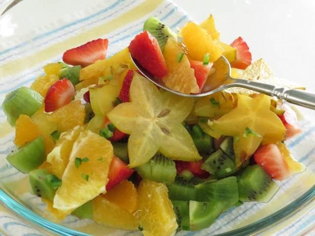 Tropis fruit salad with sweet and spicy dressing from Garlic and Zest