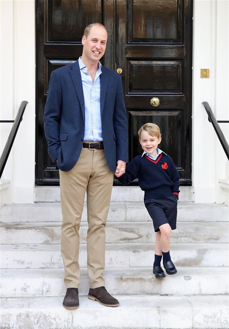 Gambar: Prince George Attends Thomas's Battersea On His First Day At School