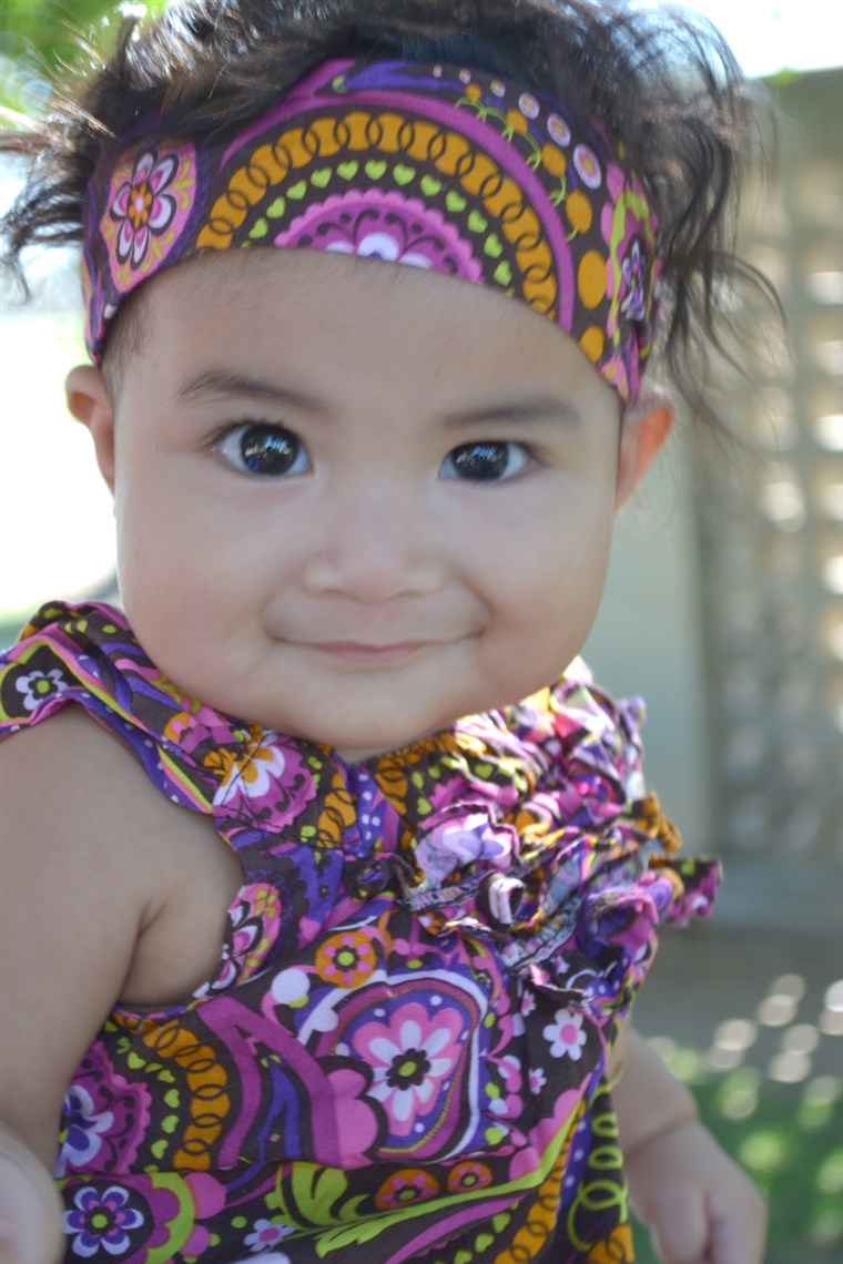 그만큼 new face of Gerber, 2013! Mary Jane Montoya, 8 months, was chosen from more than 300,000 entries to represent Gerber in their new ad campaign.