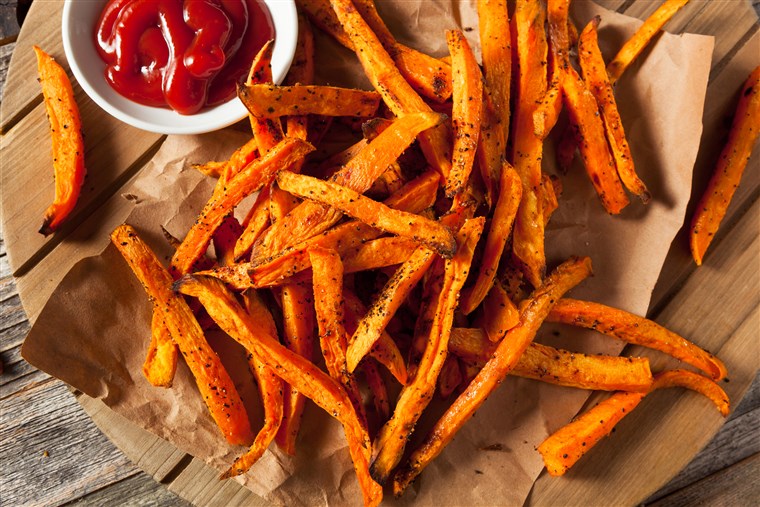 Dipanggang sweet potato fries
