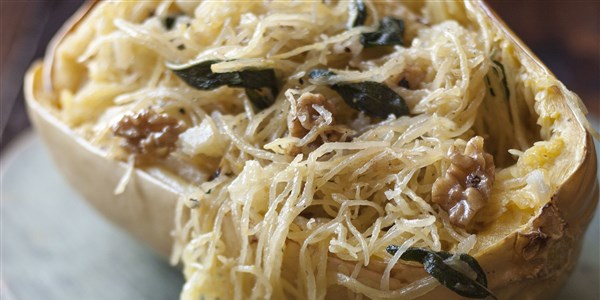 spageti Squash with Sage and Walnuts