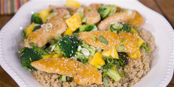 ananas Chicken with Broccoli