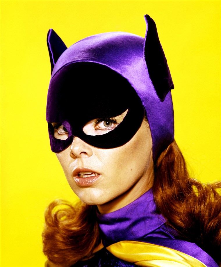 이본 Craig as Batgirl