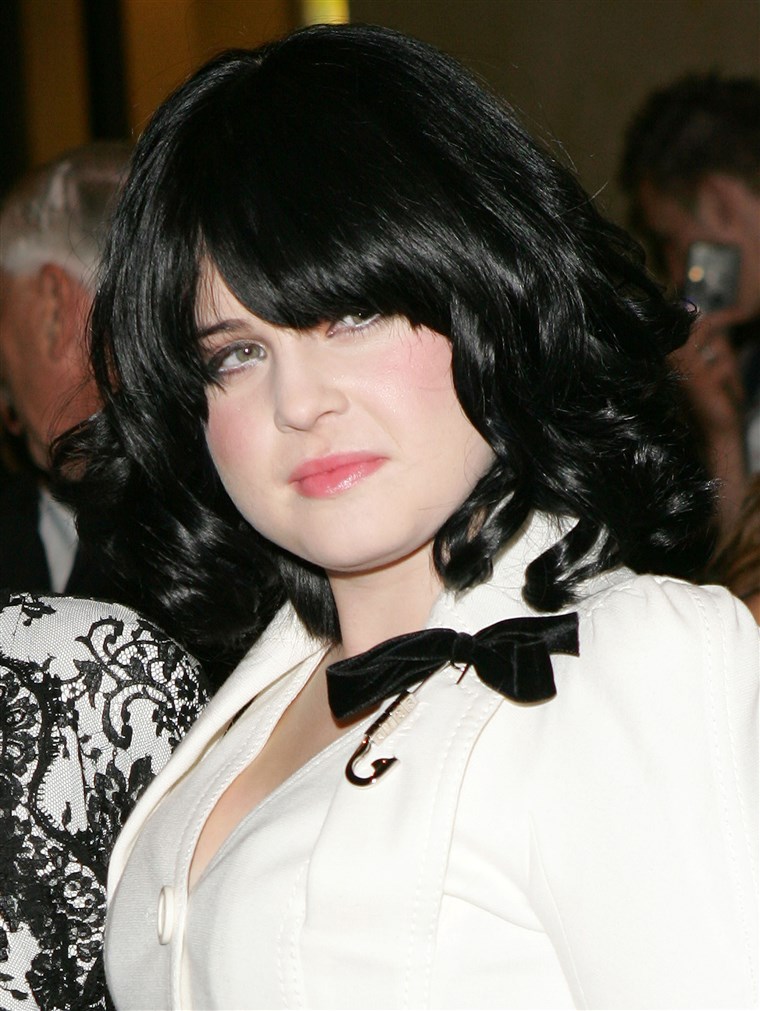 Kelly Osbourne 2005 with dark hair