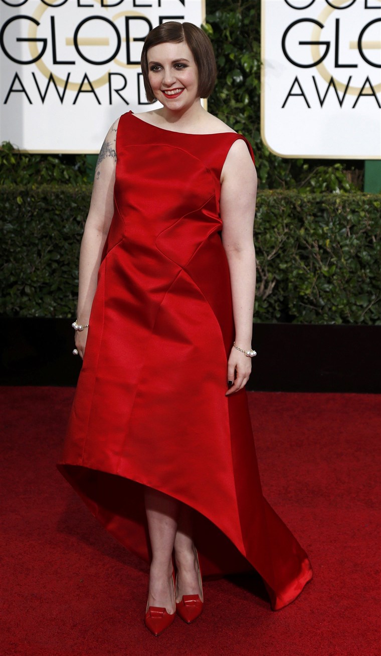 Aktris Lena Dunham arrives at the 72nd Golden Globe Awards in Beverly Hills