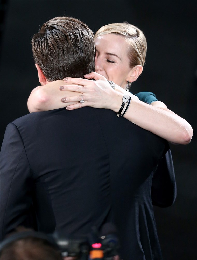 レオナルド DiCaprio and Kate Winslet