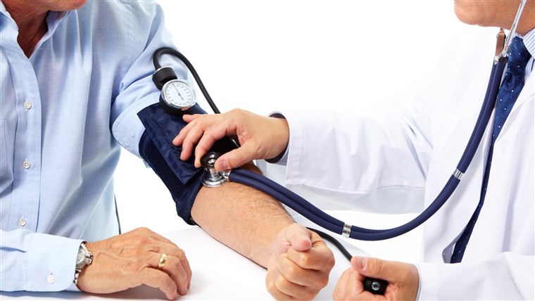 건강한 lifestyle changes can make a difference in controlling high blood pressure.