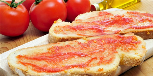 팬 Con Tomate (Catalan Bread and Tomato Tapas)