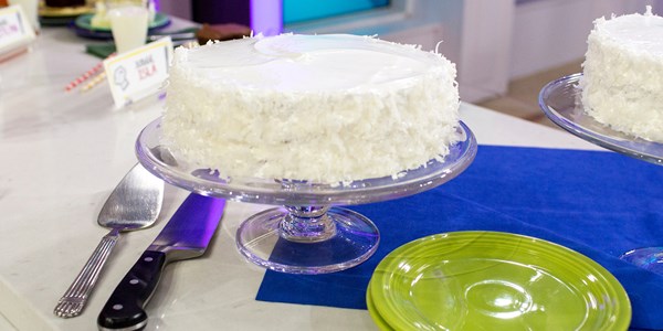 Duff Goldman's Coconut Marshmallow Cake