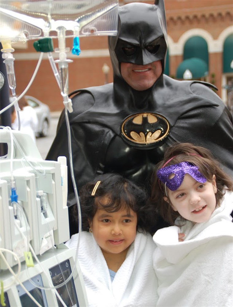 Pria who dressed up as Batman to visit sick kids and adapted his black Lamborghini to look like the Batmobile, died in a traffic accident