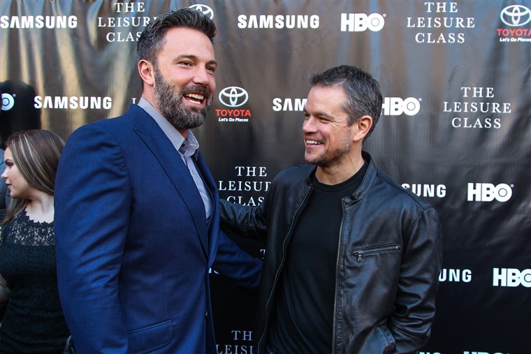 エン Affleck and Matt Damon attend The Project Greenlight Season 4 premiere of 'The Leisure Class'