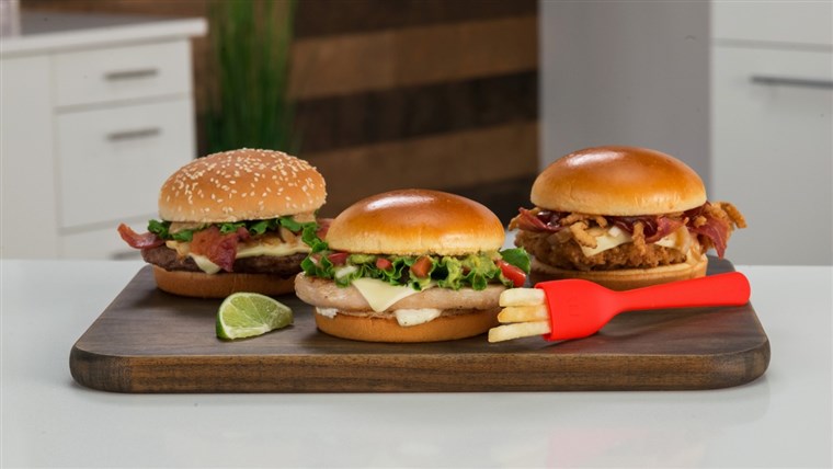 그만큼 fry-fork's release is tied to three new sandwiches, Maple Bacon Dijon, Pico Guacamole and Sweet BBQ Bacon.