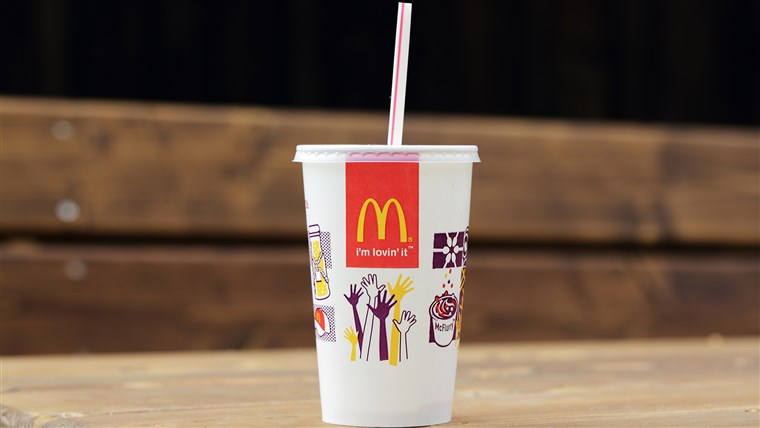 誰 loves orange soda? Kel does, but McDonald's doesn't care.