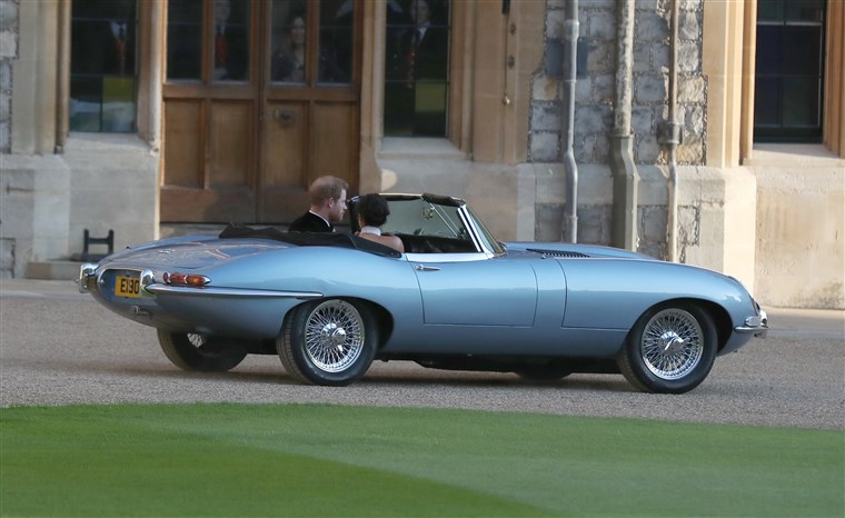 Pangeran Harry and Meghan leave Windsor Castle