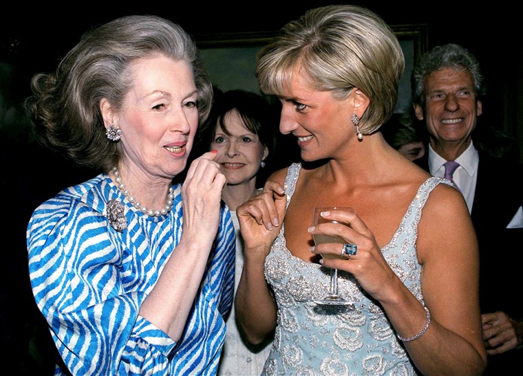putri Diana wearing aquamarine ring Duchess Meghan wore on wedding day
