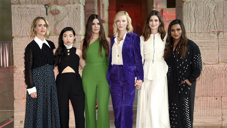 Sarah Paulson, Awkwafina, Sandra Bullock, Cate Blanchett, Anne Hathaway, Mindy Kaling