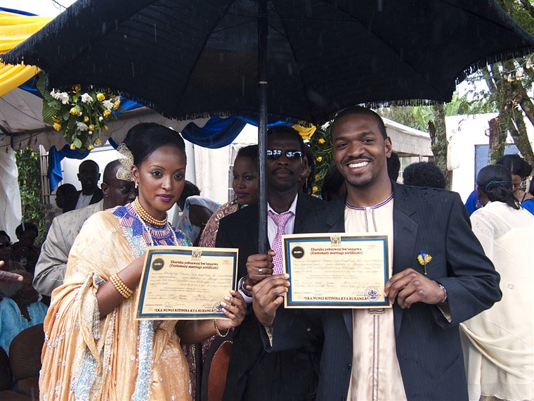 画像： UGANDA-ROYALS-WEDDING-US
