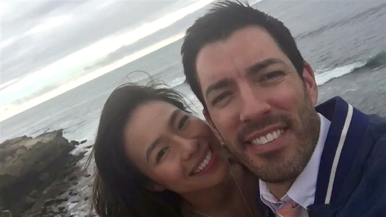 プロパティ Brothers' Drew Scott is engaged to his longtime girlfriend, Linda Phan.