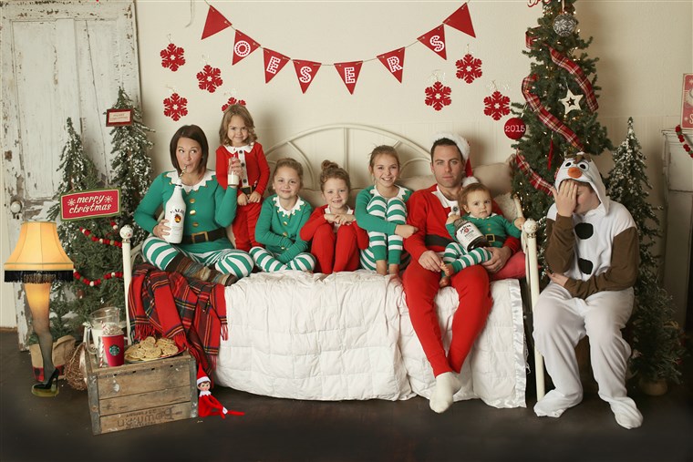 그만큼 Oesers with their six children, Jack, 15, Ella, 12, Bailey, 9, Harper, 7, Quinn, 5, and Penny, 3.