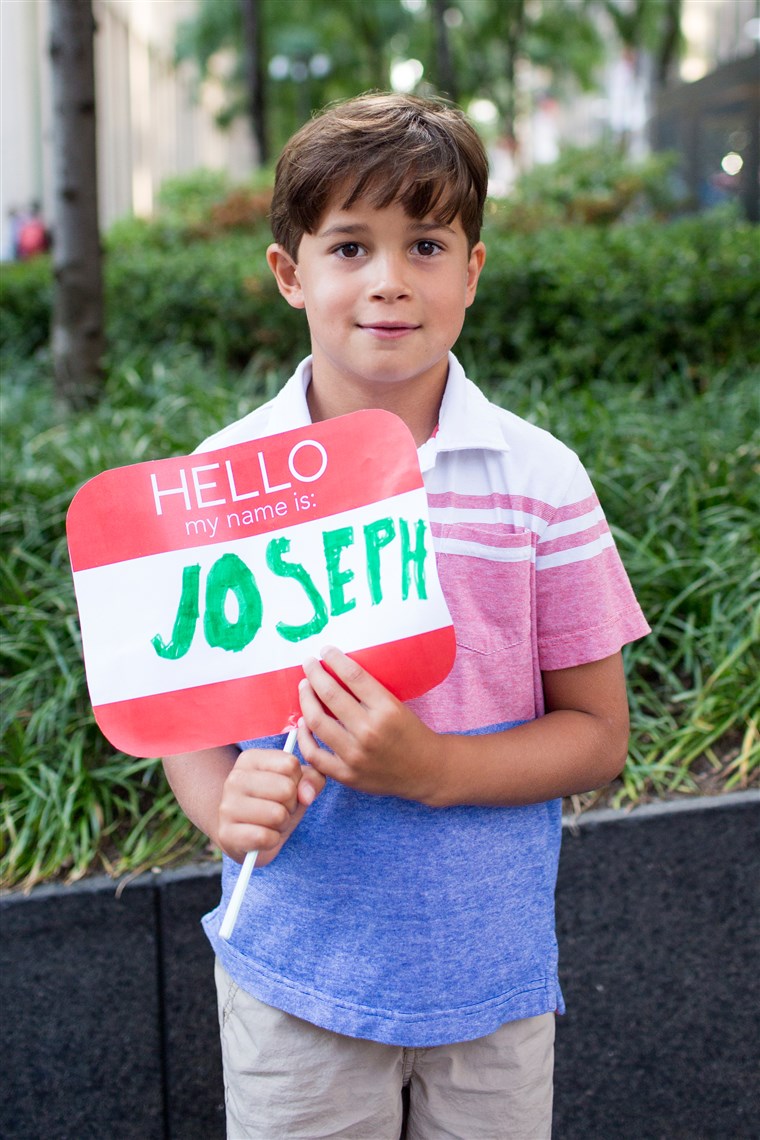 DIY back to school signs - Hello My Name Is