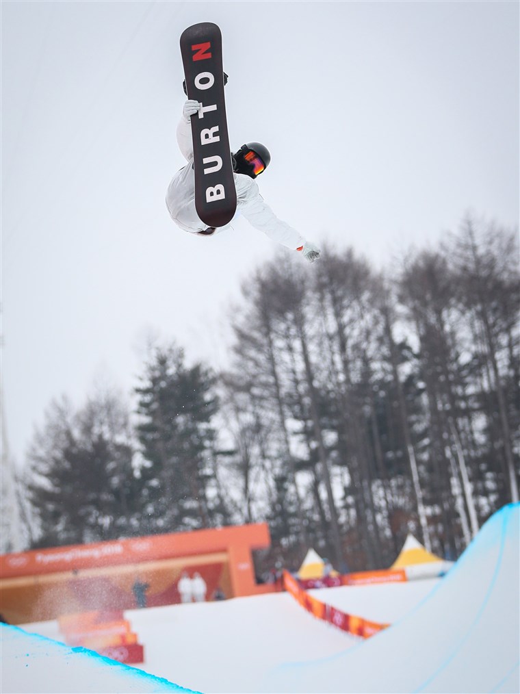 Gambar: Snowboard - Winter Olympics Day 5