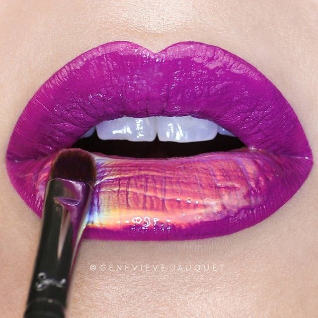 Holografik lips. Sigma Beauty Lip Switch