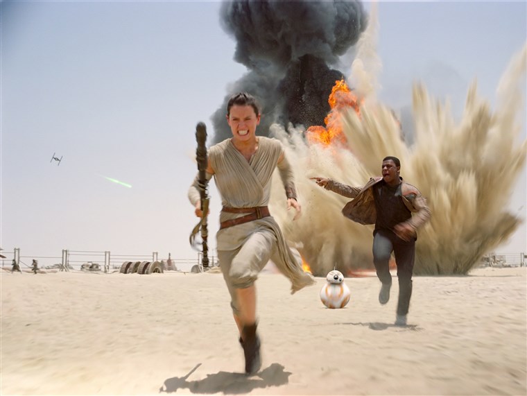 Margherita Ridley stars as Rey and John Boyega stars as Finn in Walt Disney Pictures' Star Wars: The Force Awakens (2015) 
