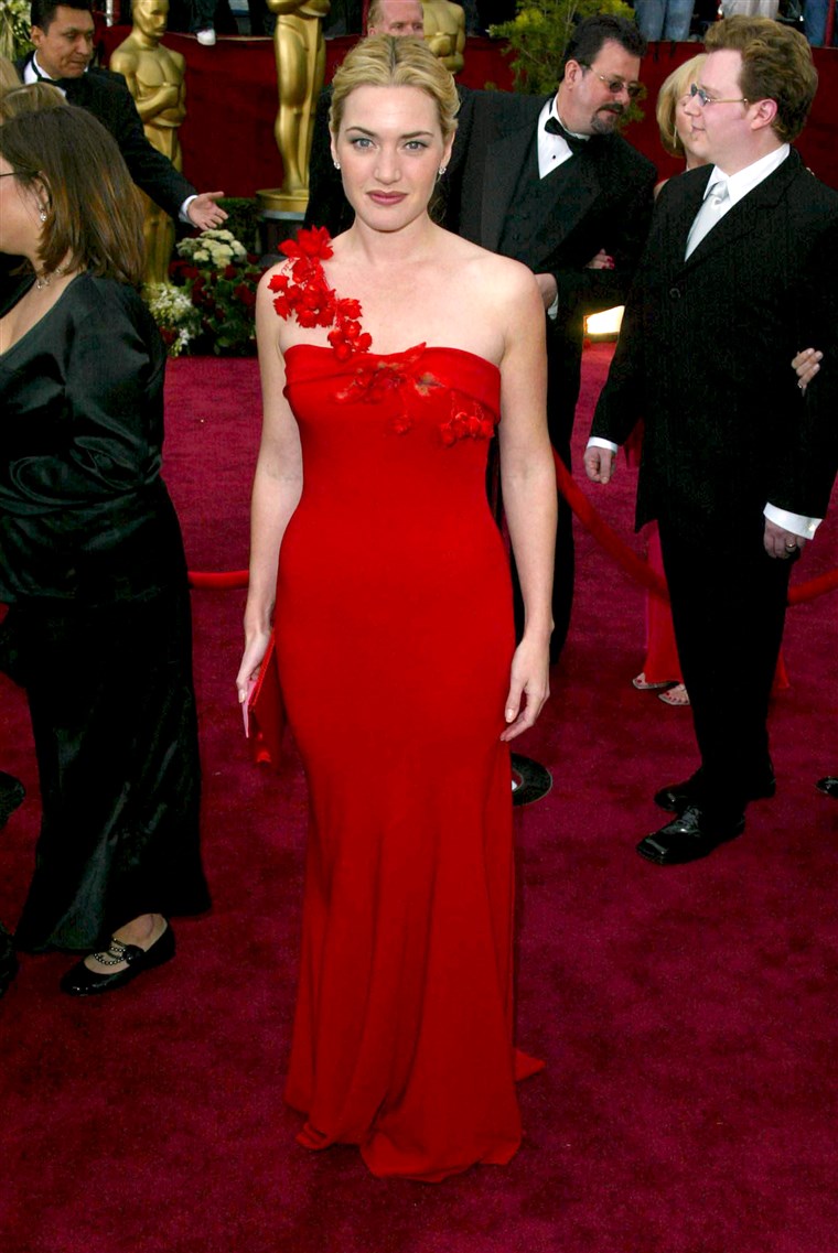 ケイト Winslet in Ben de Lisi at the 74th Annual Academy Awards